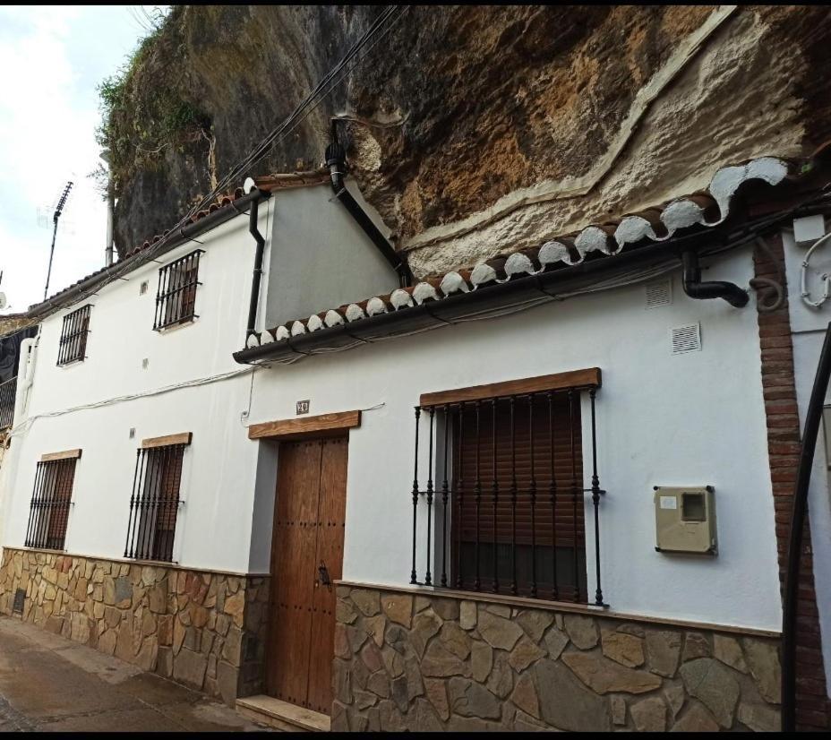 Villa Casa Enrocada à Setenil De Las Bodegas Extérieur photo