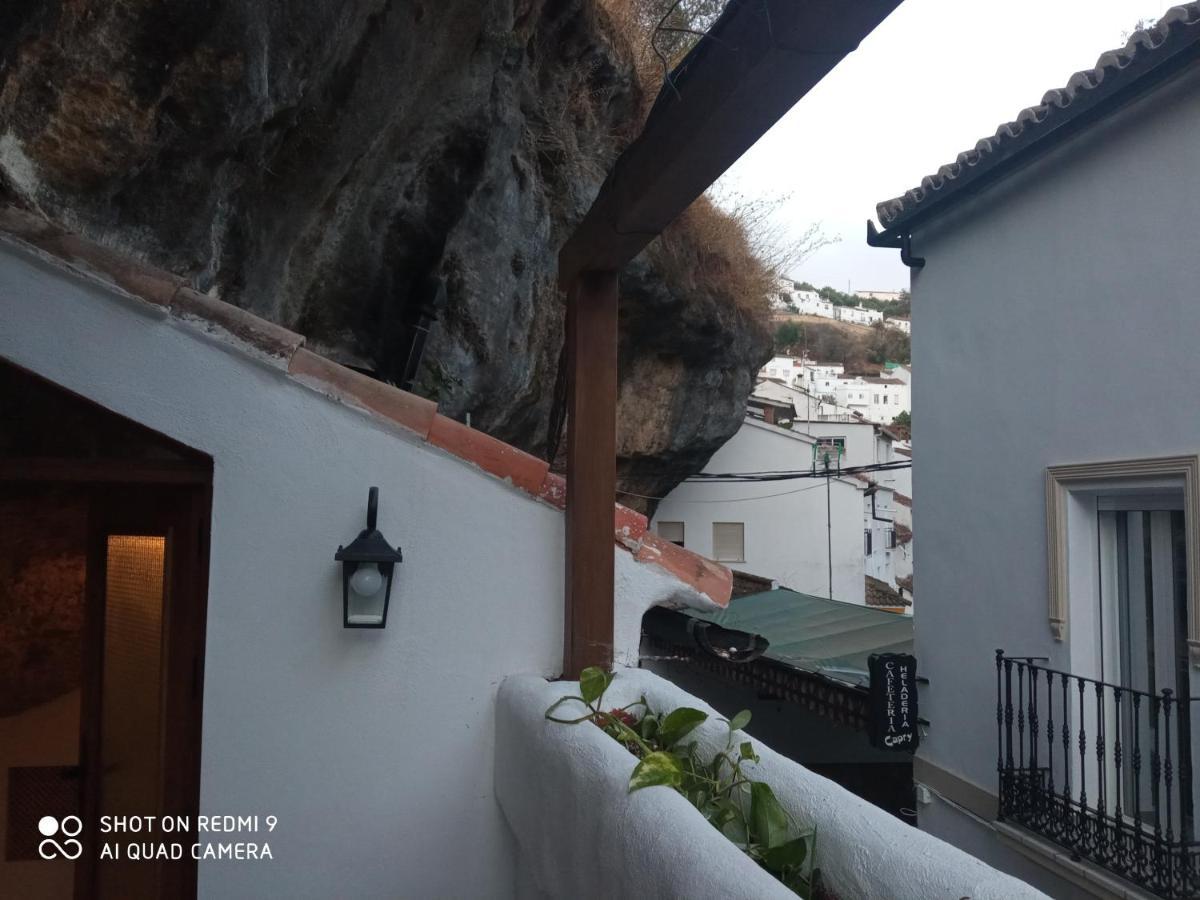 Villa Casa Enrocada à Setenil De Las Bodegas Extérieur photo