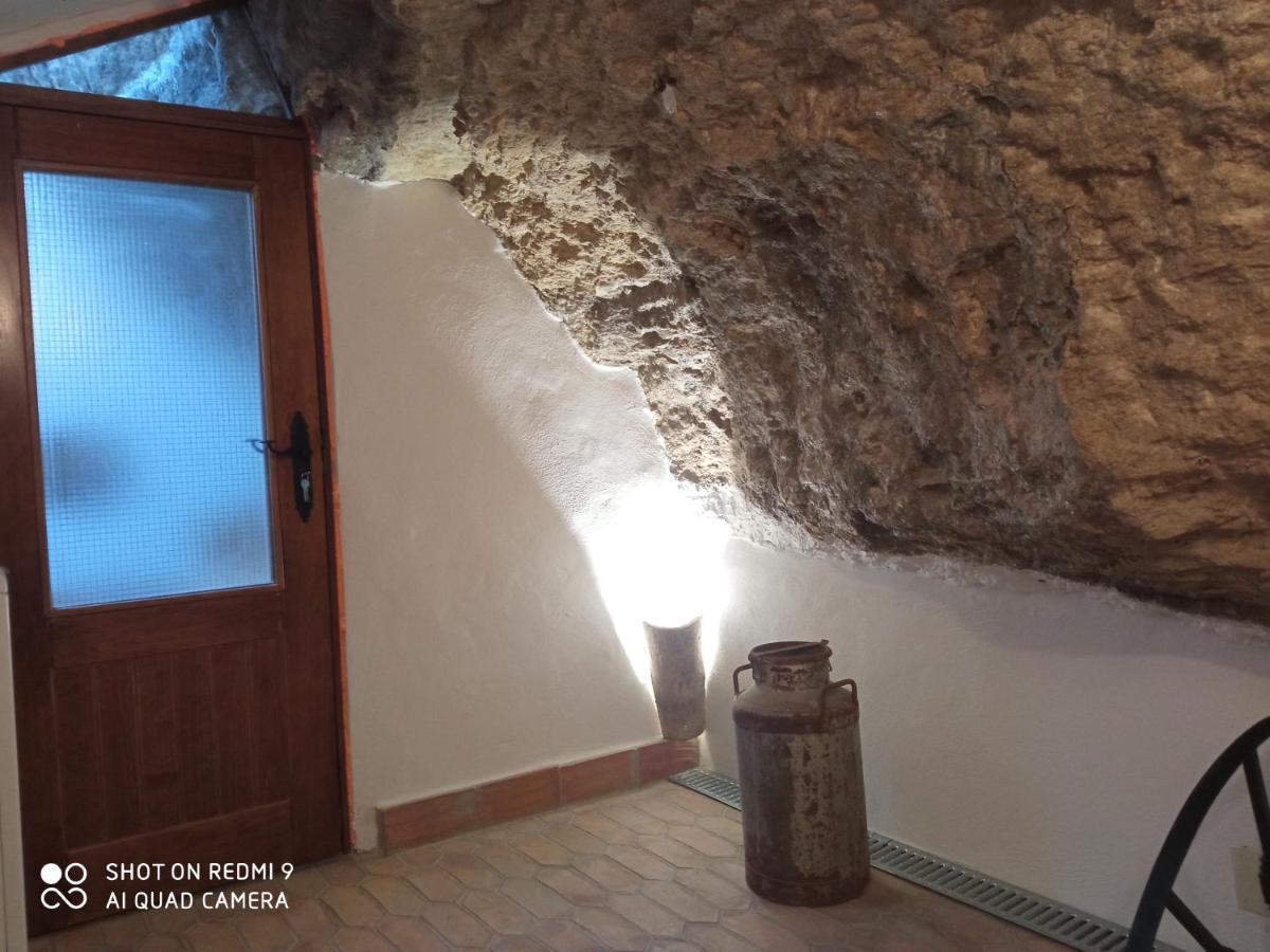 Villa Casa Enrocada à Setenil De Las Bodegas Extérieur photo